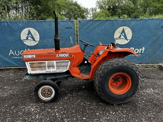 Minitractor kubota l1802 diesel 18pk - afbeelding 1 van  1