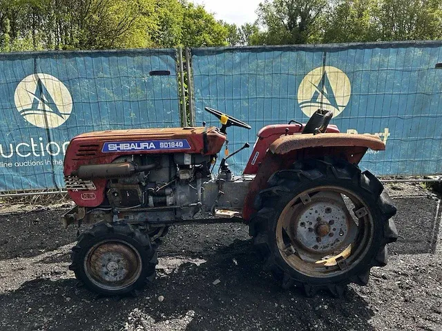 Minitractor shibaura sd1840 diesel 22pk - afbeelding 1 van  1