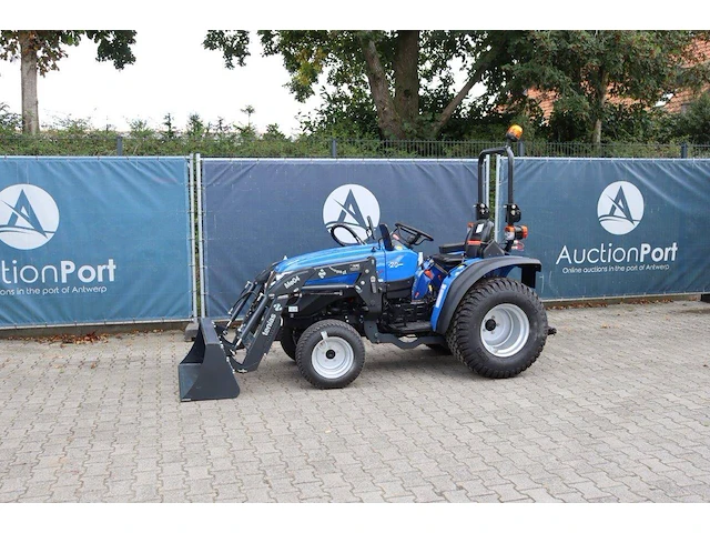 Minitractor solis 20 diesel 20pk met voorlader nieuw - afbeelding 1 van  1