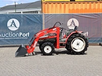 Minitractor yanmar f-2000 diesel met nieuwe voorlader