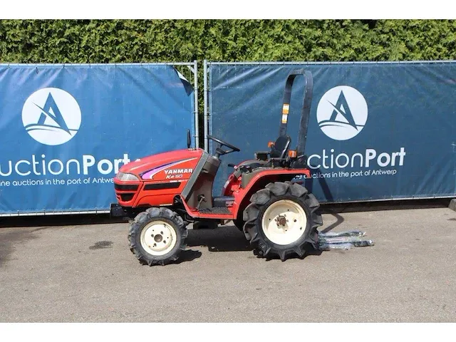 Minitractor yanmar ke50 diesel 15pk met hefset - afbeelding 1 van  1