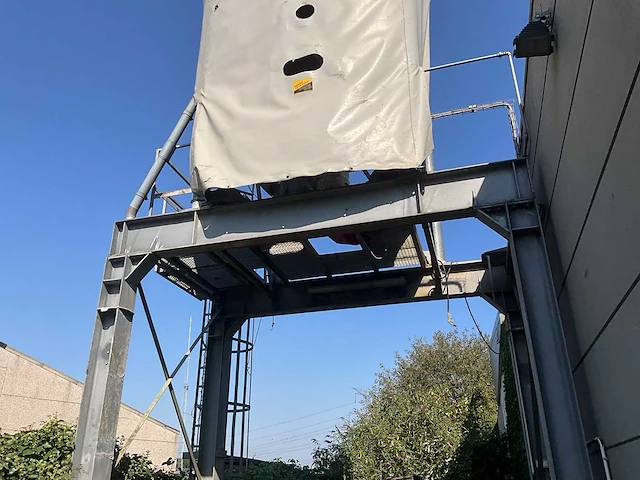 M.i.p - concrete silo - afbeelding 4 van  10