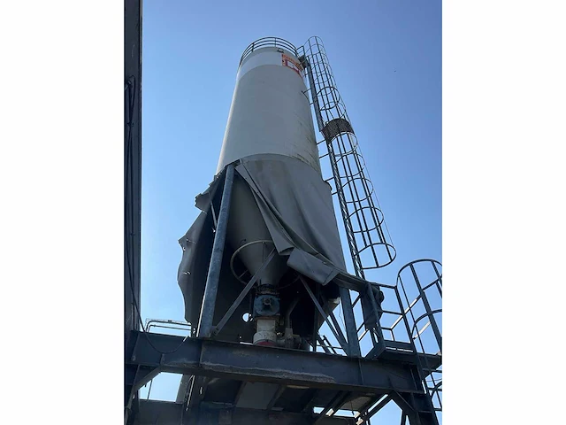M.i.p - concrete silo - afbeelding 8 van  10
