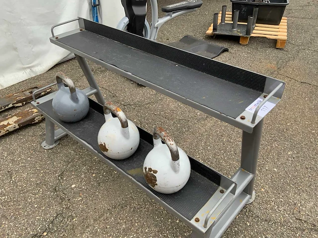 Mistery box rek kettle bell 3x krachtstation - afbeelding 1 van  5