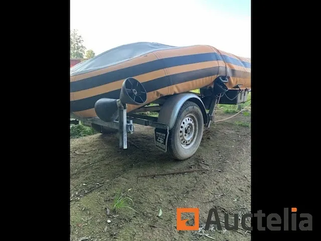 Mistral boordmotor + louben eenassige aanhanger - afbeelding 2 van  4
