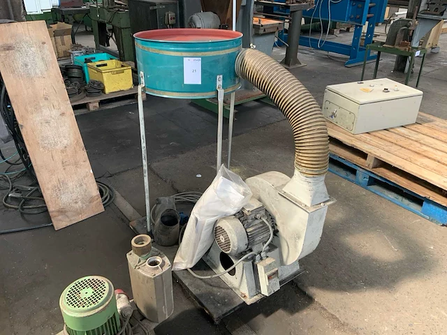Mistral dust collector stofafzuiging houtbewerking - afbeelding 1 van  6
