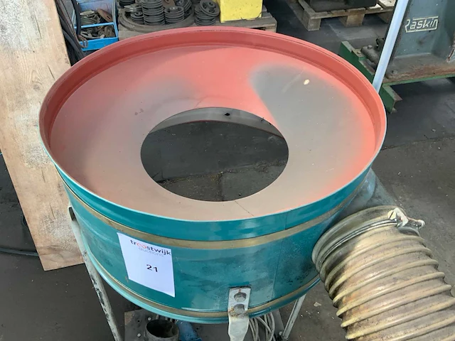 Mistral dust collector stofafzuiging houtbewerking - afbeelding 3 van  6