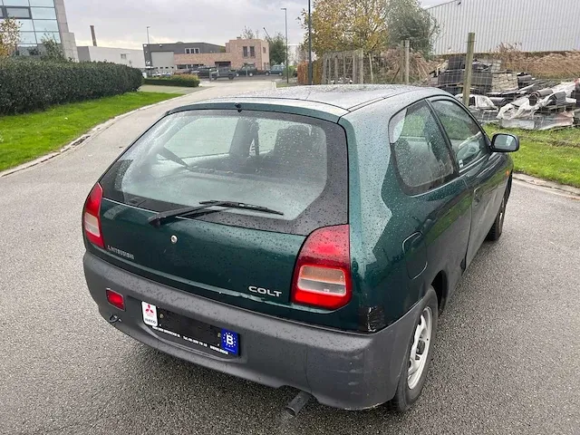 Mitsubischi colt - afbeelding 18 van  18