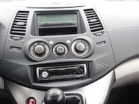 Mitsubishi - grandis - personenauto - afbeelding 14 van  23