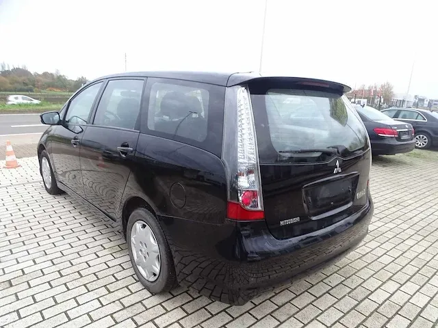 Mitsubishi - grandis - personenauto - afbeelding 18 van  23