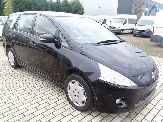 Mitsubishi - grandis - personenauto - afbeelding 22 van  23