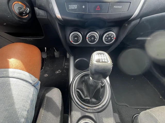 Mitsubishi asx 1.8 di-d 2wd invite 115,2011 - afbeelding 2 van  30