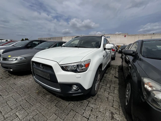 Mitsubishi asx 1.8 di-d 2wd invite 115,2011 - afbeelding 1 van  30