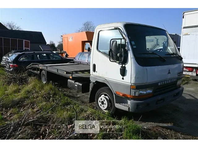 Mitsubishi autotransporter - afbeelding 1 van  16