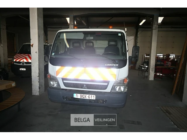 Mitsubishi canter lichte vrachtwagen - afbeelding 12 van  25