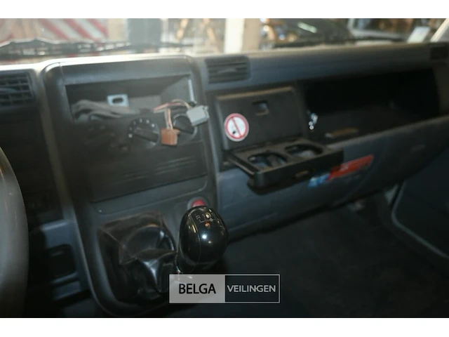 Mitsubishi canter lichte vrachtwagen - afbeelding 24 van  25