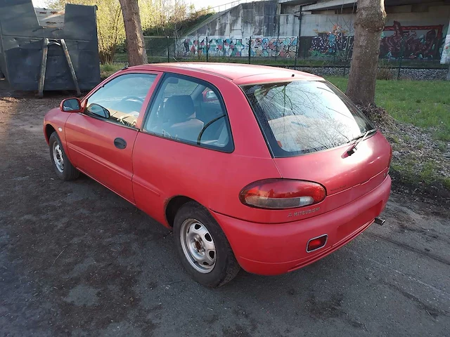 Mitsubishi colt - 1996 - afbeelding 12 van  18