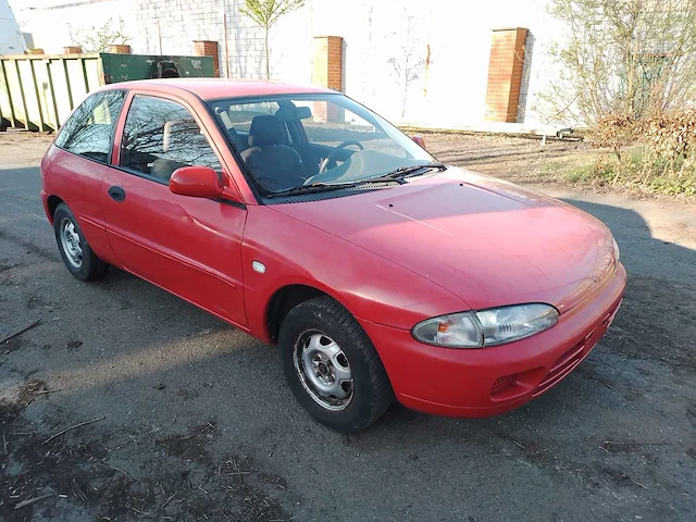 Mitsubishi colt - 1996 - afbeelding 16 van  18