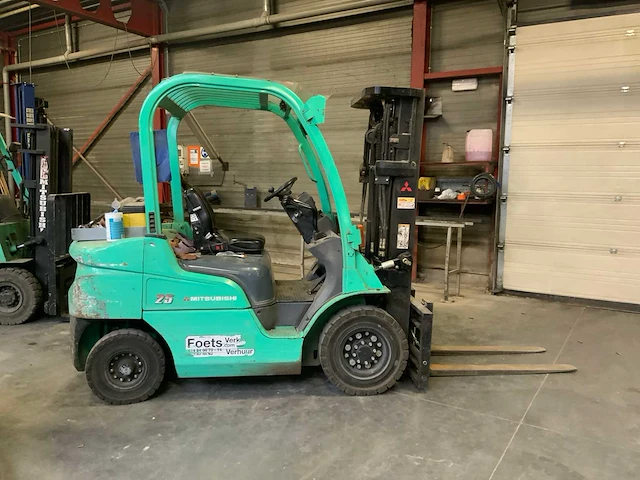Mitsubishi fd 25n vorkheftruck - afbeelding 2 van  11