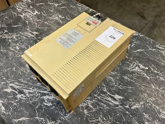 Mitsubishi fr-a540-15k-ec frequentieregelaar - afbeelding 1 van  5