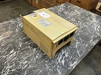 Mitsubishi fr-a540-15k-ec frequentieregelaar - afbeelding 3 van  5