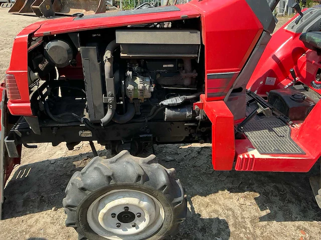 Mitsubishi mt15 minitractor 4x4 - afbeelding 5 van  17