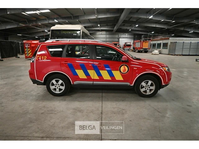 Mitsubishi outlander stationwagen (break) - afbeelding 11 van  24