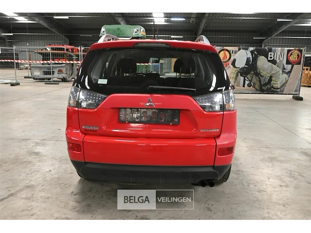 Mitsubishi outlander stationwagen (break) - afbeelding 14 van  24