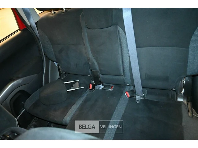 Mitsubishi outlander stationwagen (break) - afbeelding 21 van  24