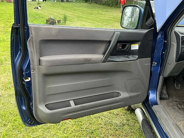 Mitsubishi pajero 3.2 di gls p.v. - 2001 - afbeelding 20 van  44