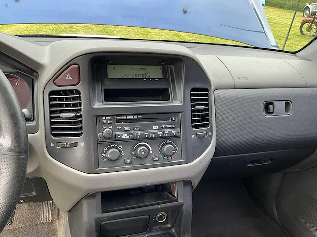 Mitsubishi pajero 3.2 di gls p.v. - 2001 - afbeelding 24 van  44