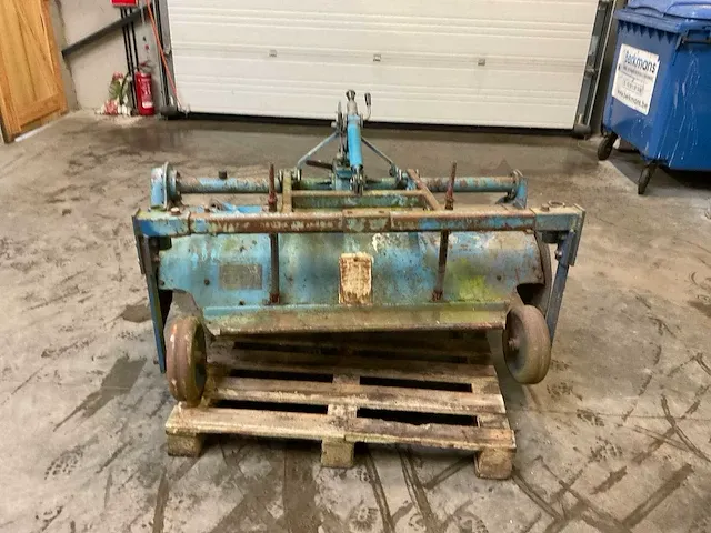Mitsubishi r1300s grondfrees - afbeelding 1 van  6