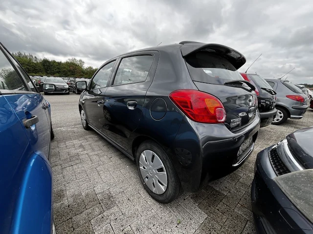 Mitsubishi space star 1.0i inform 71, 2014 - afbeelding 24 van  28