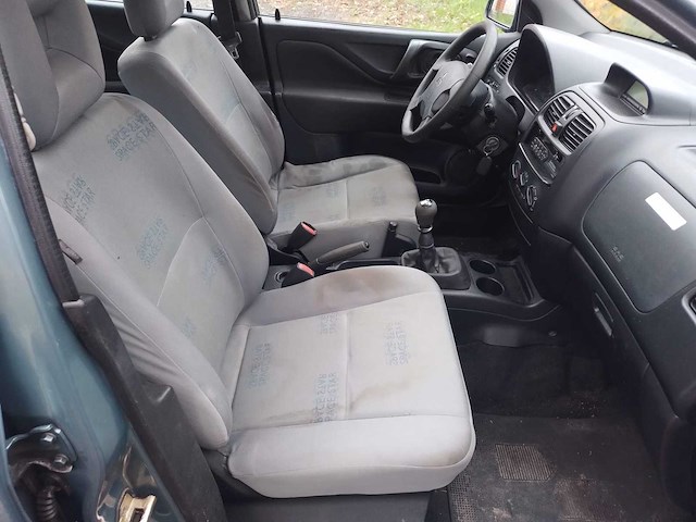 Mitsubishi spacestar - 2003 - afbeelding 10 van  22