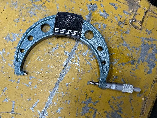 Mitutoyo buitenmaatmicrometer - afbeelding 2 van  4