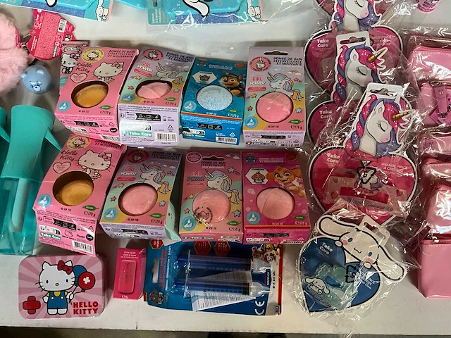 Mix kavel diverse artikelen kinder thema - afbeelding 5 van  10