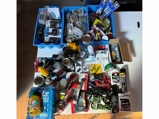 Mix kavel diverse auto accessoires - afbeelding 1 van  15