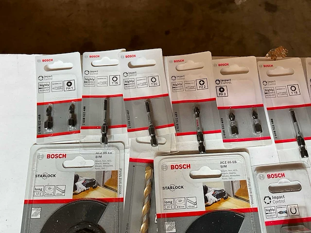 Mix kavel diverse bosch gereedschap accessoires - afbeelding 2 van  6