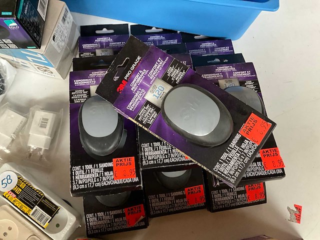 Mix kavel diverse doe-het-zelf artikelen - afbeelding 13 van  17