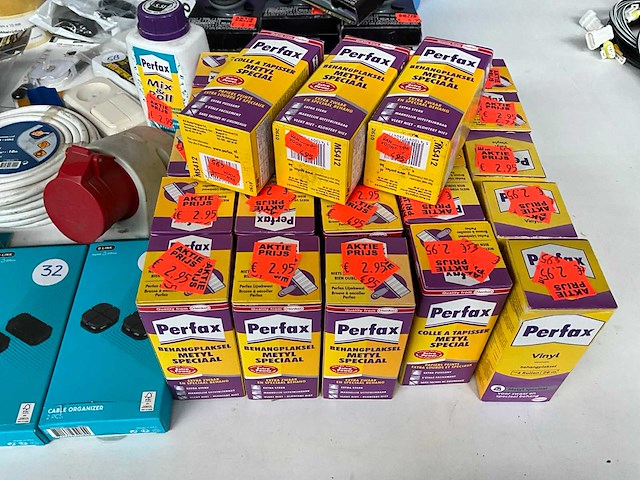 Mix kavel diverse doe-het-zelf artikelen - afbeelding 14 van  17