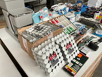 Mix kavel diverse doe-het-zelf artikelen - afbeelding 16 van  17