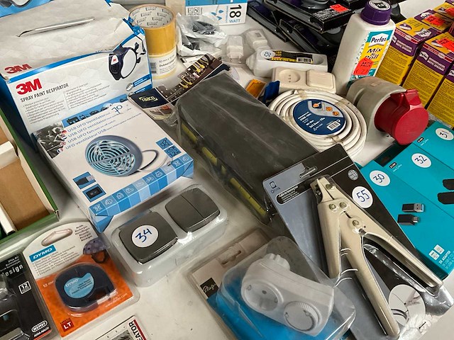 Mix kavel diverse doe-het-zelf artikelen - afbeelding 8 van  17