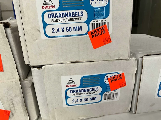 Mix kavel diverse draad- en asfaltnagels - afbeelding 4 van  9