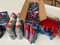 Mix kavel diverse gas vullingen voor o.a. aanstekers - afbeelding 6 van  9
