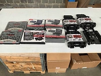 Mix kavel diverse gereedschap en geldkistjes - afbeelding 1 van  9