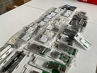 Mix kavel diverse hang- en sluitwerk van o.a. dulimex en axa - afbeelding 10 van  11