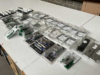 Mix kavel diverse hang- en sluitwerk van o.a. dulimex en axa - afbeelding 11 van  11