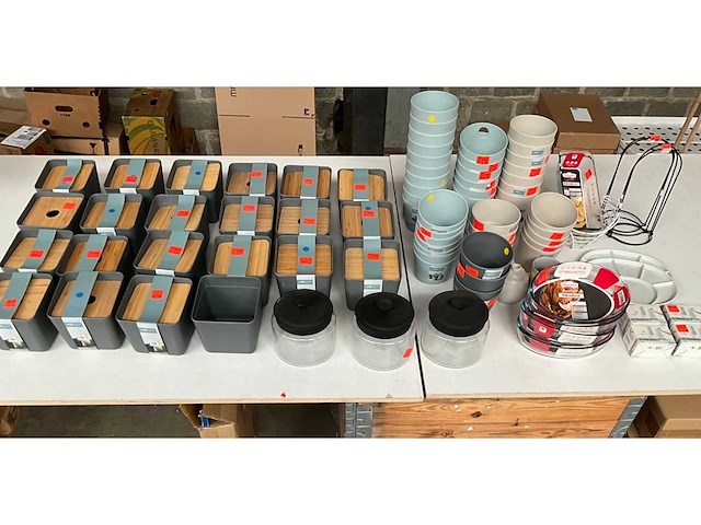 Mix kavel diverse keukengerei & plant potjes - afbeelding 1 van  12