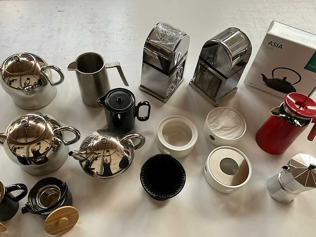 Mix kavel diverse koffie/thee kannen van o.a. leopold vienna & bredemeijer - afbeelding 8 van  16