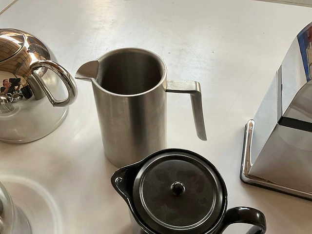 Mix kavel diverse koffie/thee kannen van o.a. leopold vienna & bredemeijer - afbeelding 14 van  16